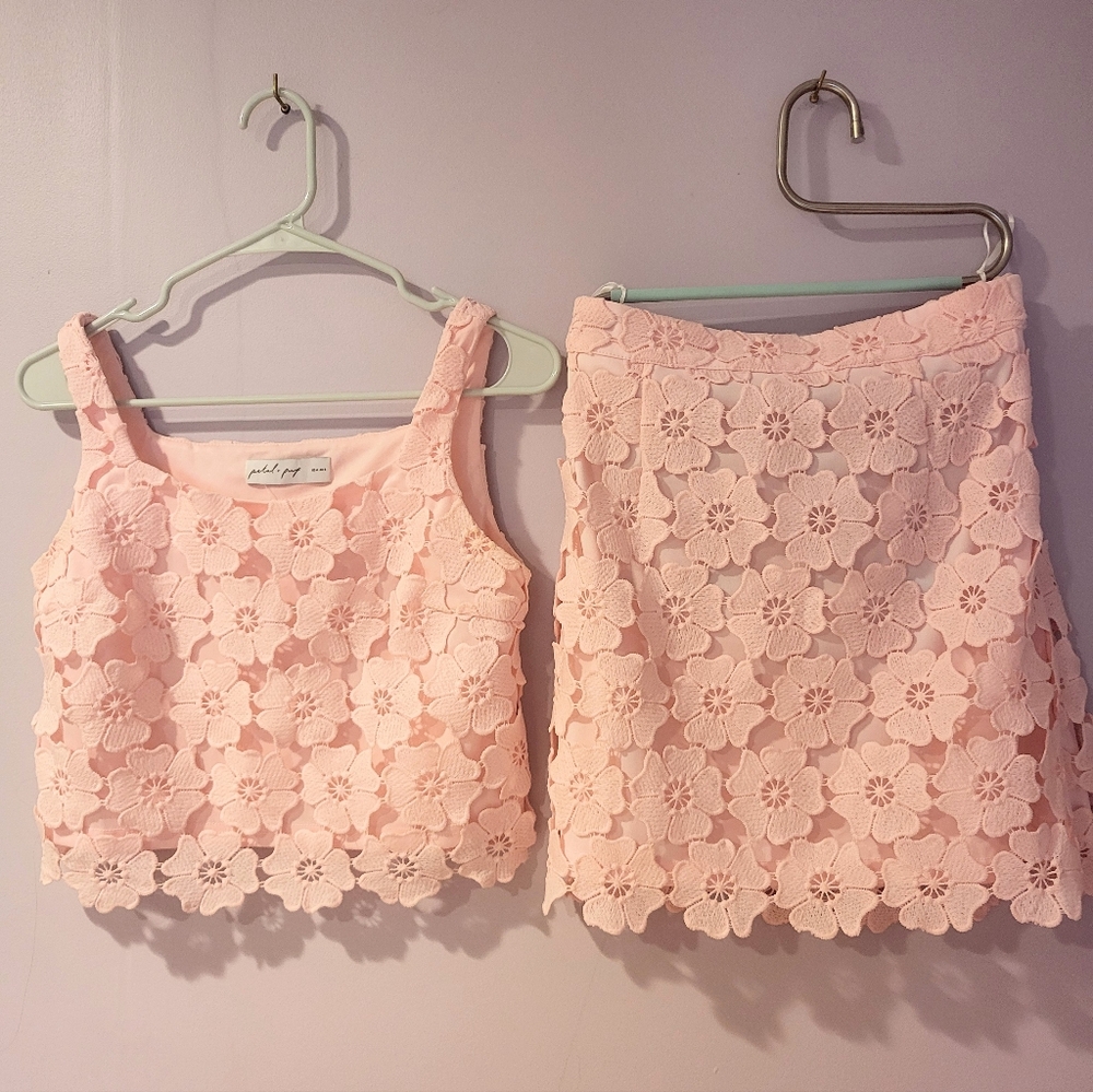 Petal and Pup Pink Lace Set - Picture 3 of 3